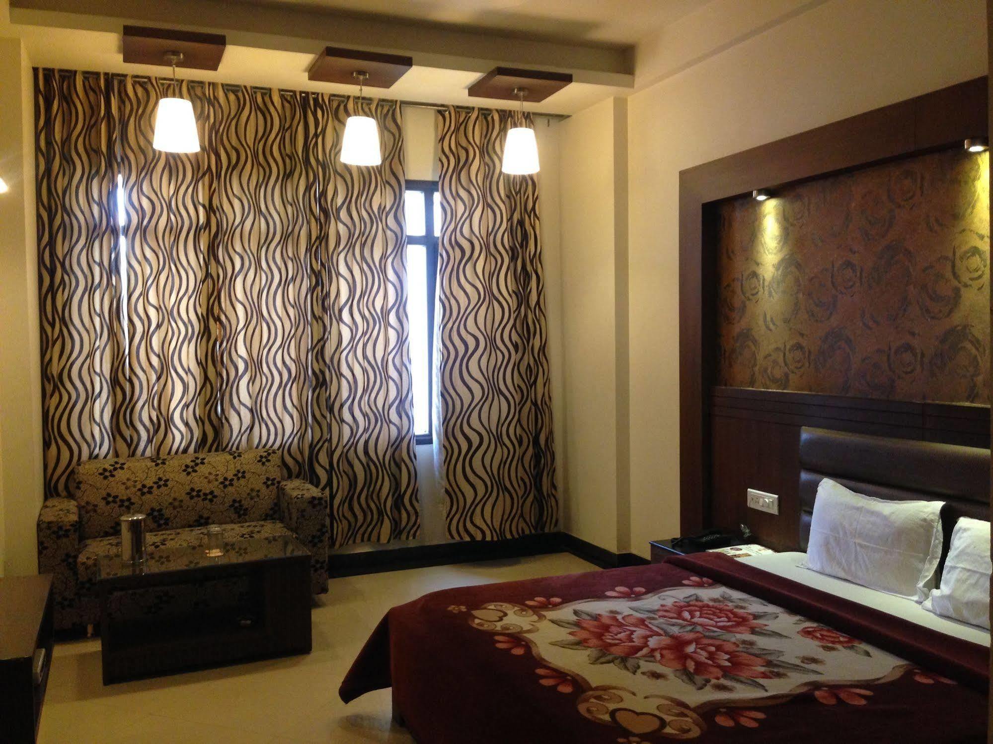 Namaskar Residency Hotel Amritsar Luaran gambar